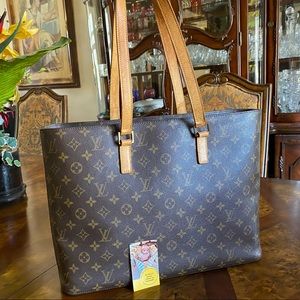 Authentic Luco Louis Vuitton Shoulder Bag